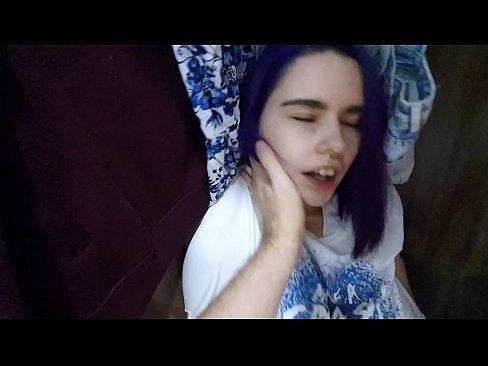 ❤️ Jwenn sè m nan klozèt la epi li te ede l kom ❤️ Videyo pònografi nan nou